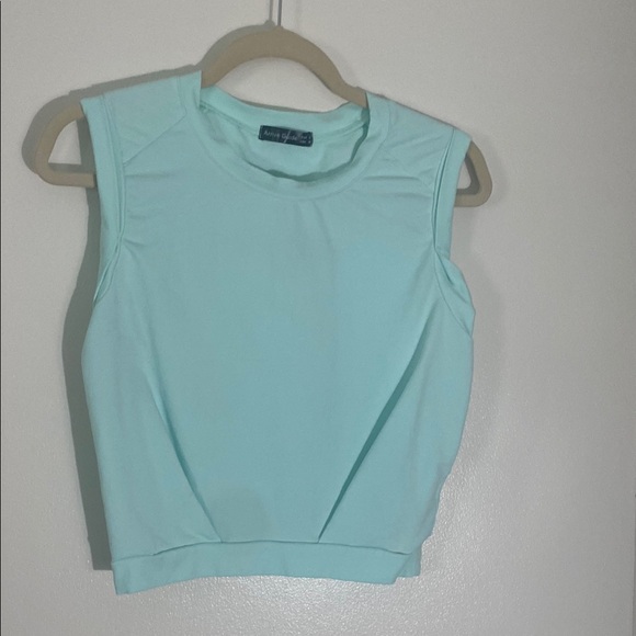 Tops - Green Muscle Tee Crop Top Fitted